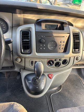 Opel Vivaro 2006 (NEGOCIABLE)