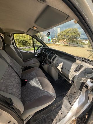 Opel Vivaro 2006 (NEGOCIABLE)