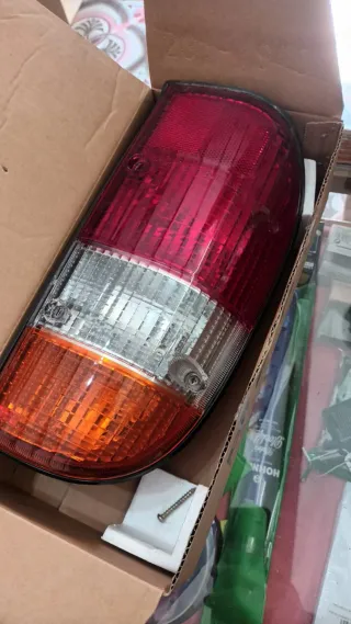 Piloto Trasero Izquierdo Nuevo Ford Ranger