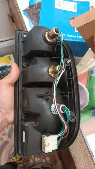 Piloto Trasero Izquierdo Nuevo Ford Ranger