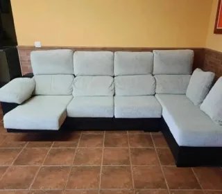 Sofá chaise longue 3 plazas beige y negro