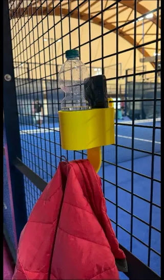 Supporto per racchette da padel