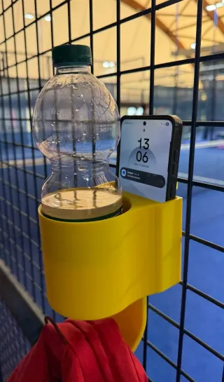 Supporto per racchette da padel