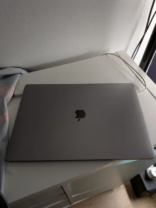 MacBook Pro 16 2019 32GB RAM 512GB