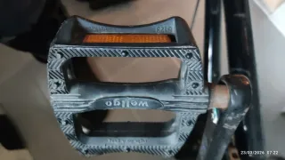 Bicicleta BMX Freestyle Negra Roja