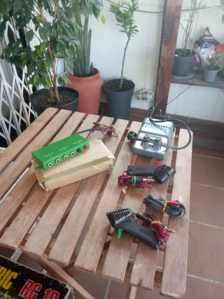 Mandos y transformador Scalextric antiguos