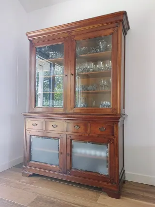 Vitrina Francesa Madera cerezo  y Cristal