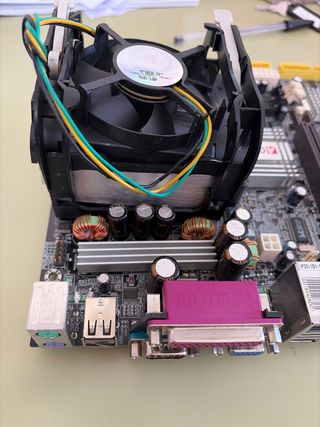 Placa Base AOpen con Procesador 2.88GHz y Ventilad