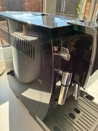 Cafetera DeLonghi Dinamica Superautomática