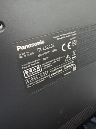 TV Panasonic 32” LCD con mando