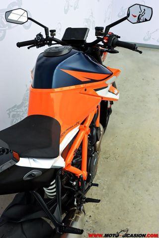 KTM 1290 SUPER DUKE R