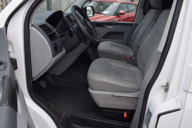 Volkswagen Transporter T5 2011