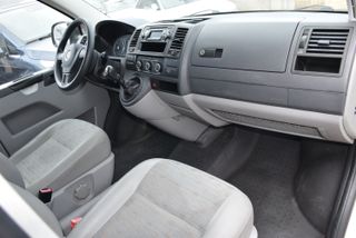 Volkswagen Transporter T5 2011