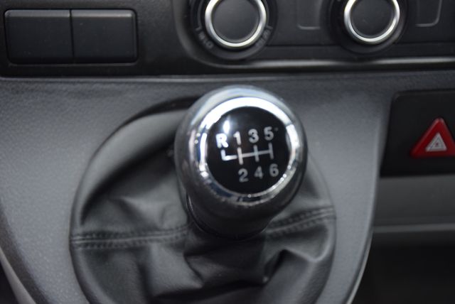 Volkswagen Transporter T5 2011