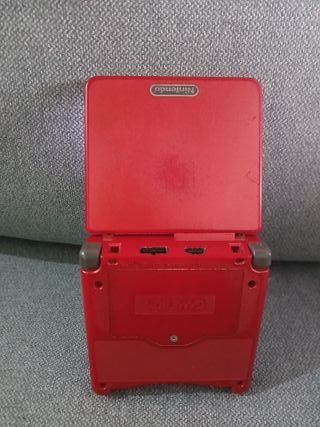 Nintendo Game Boy Advance SP Roja