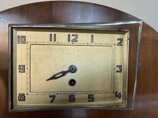 Reloj de sobremesa madera