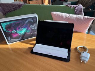 Pack iPad Pro 11" (2018) 64GB + Apple Pencil 2