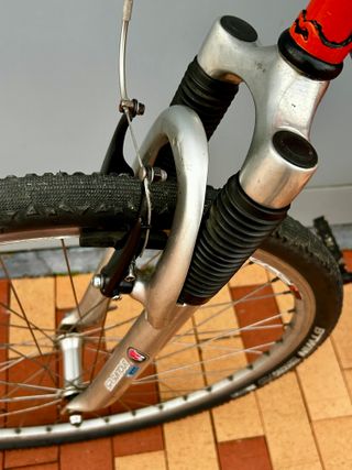 Bici paseo naranja única Talla XL ruedas grandes