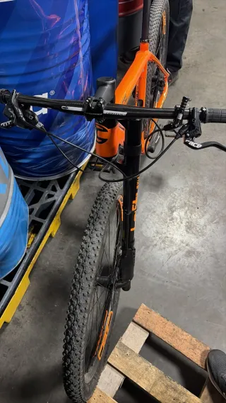 Bicicleta de Montaña Cannondale Naranja