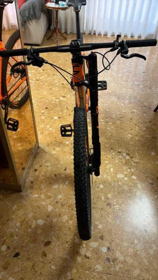 Bicicleta de Montaña Cannondale Naranja