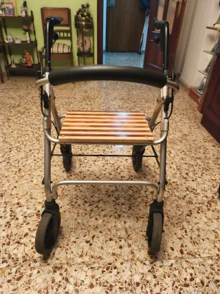 Andador Plegable 4 Ruedas con Freno