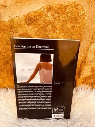 Libro “Con Agatha en Estambul” Cristina Fernández
