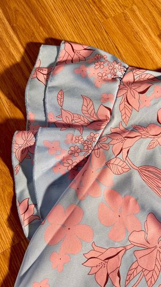 Blusa floral manga mariposa azul y rosa talla 42