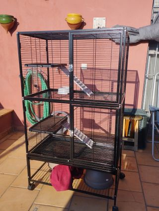 Jaula grande para mascotas