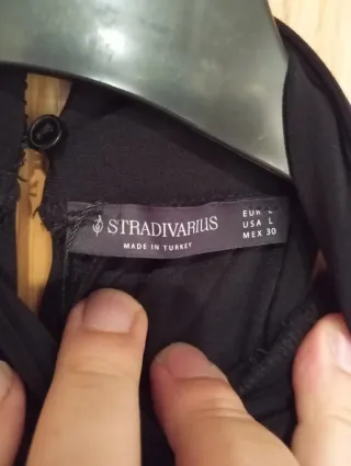 Body cuello halter. Stradivarius Talla L