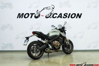 HONDA CB 650 R ¿A2?