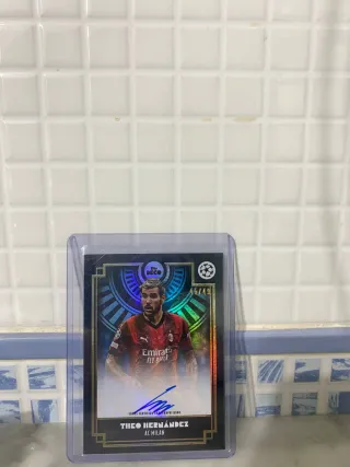 Theo Hernández Auto /49 AC Milan Topps