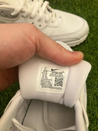 Zapatillas Nike Air Max 90 Blancas y Grises