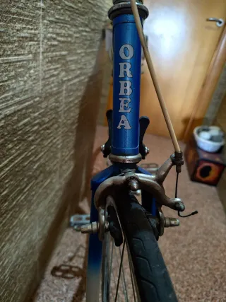 Bicicleta Orbea Clásica Azul y Blanca