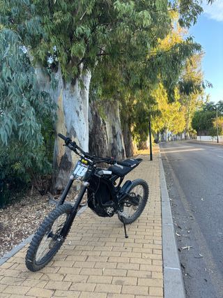 Surron Light Bee X Negra