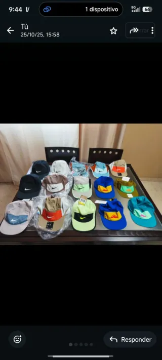 Busco estás gorras