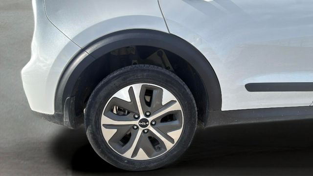 Kia e-Niro Concept 100 kW (136 CV)