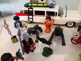 Playmobil Cazafantasmas: Coche y Figuras