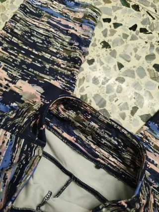 Mallas de gimnasio estampadas y negras