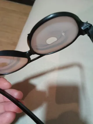 Gafas graciosas con ojos pintados