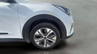 Kia e-Niro Concept 100 kW (136 CV)