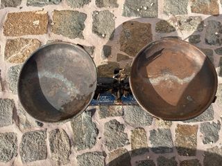 Báscula antigua de metal