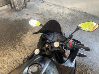Yamaha YZF125R Negra 2016