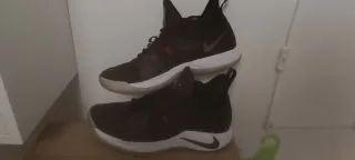 Nike PG 2.5 Scarpe da Ginnastica Uomo