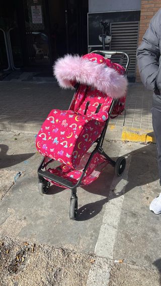 Sillita de paseo bebé con estampado