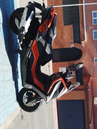 Kymco DTX 360 125cc Maxi Scooter