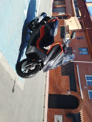 Kymco DTX 360 125cc Maxi Scooter