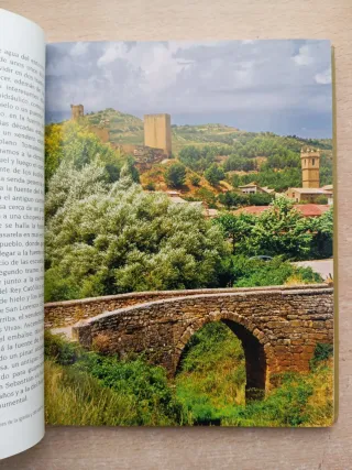 Pueblos con encanto. Eduardo Viñuales.