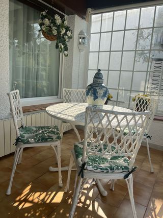 Mesa y 4 Sillas Hierro Forjado