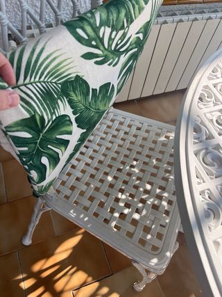 Mesa y 4 Sillas Hierro Forjado