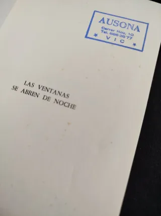 Las ventanas se abren de noche